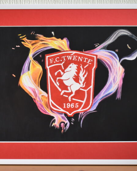 FC Twente schilderij met vlammend hart