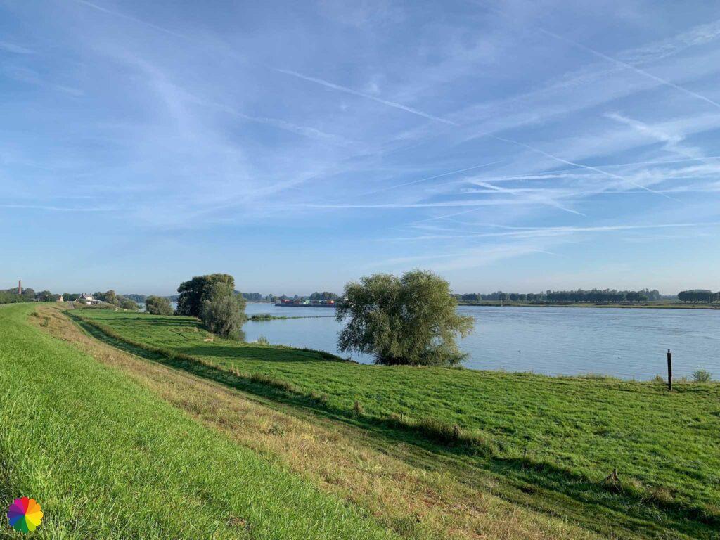 Verder langs de Waal